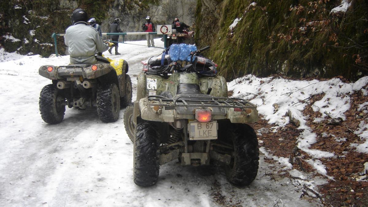 Cu ATV-ul prin Piatra Craiului!