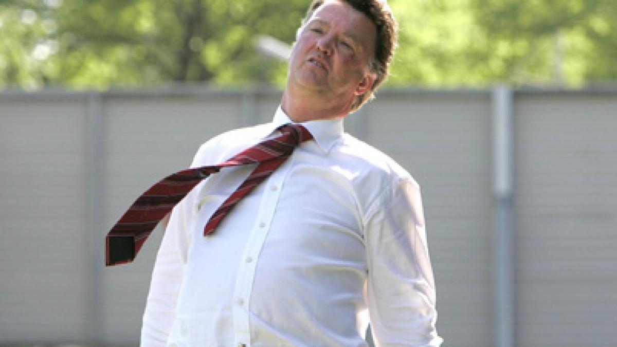 Ori la bal, ori cu Van Gaal