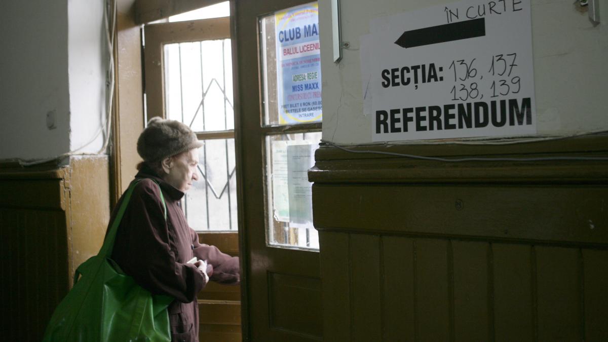 Referendum - Poporul, sătul de plebiscit 