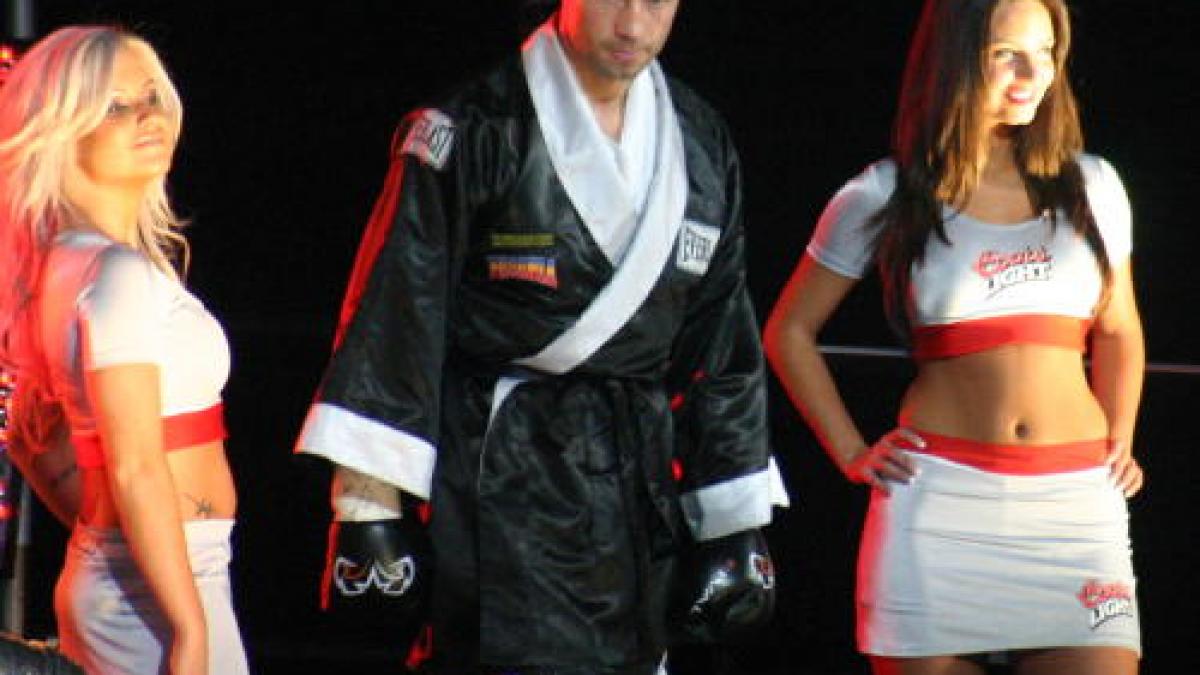 Lucian Bute: Ma simt ca un student in fata lui William Joppy