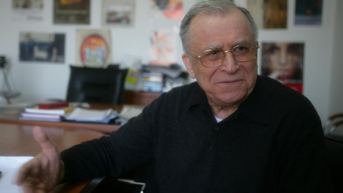 PSD - Iliescu, în dezacord cu Geoană 