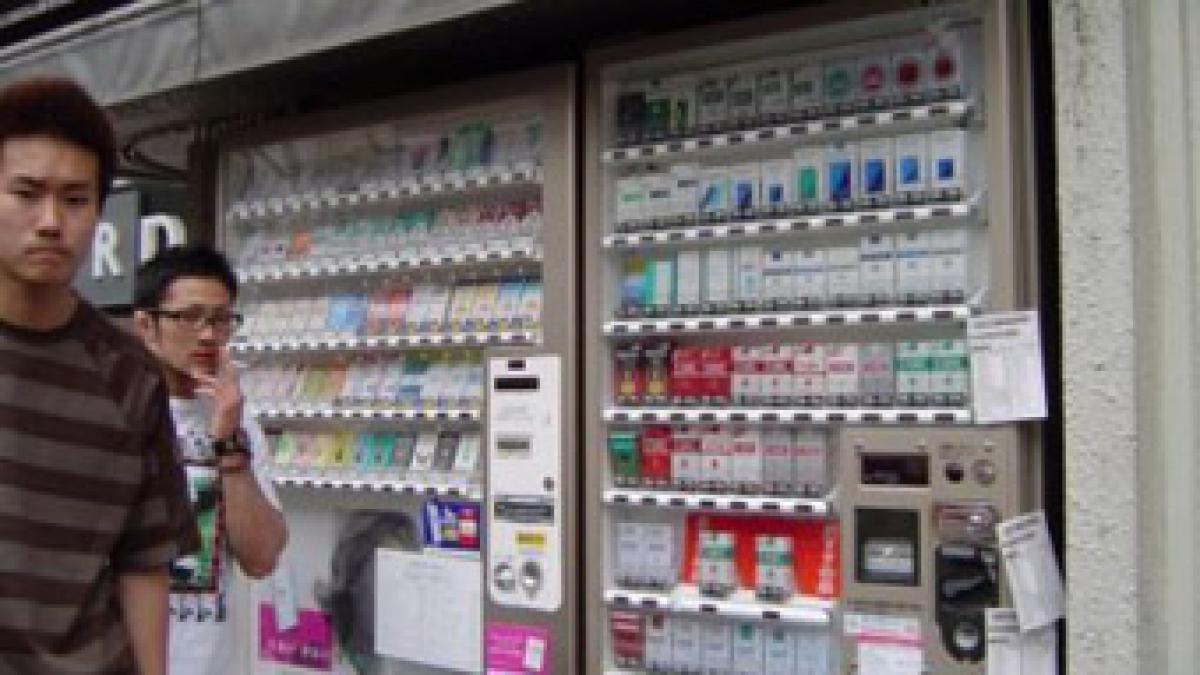 Japonia/ Ţigări vândute pe cartelă