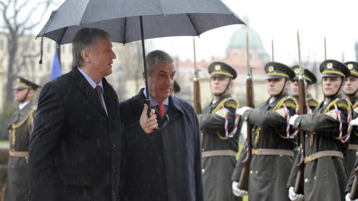 România, liniştită tocmai de la Praga