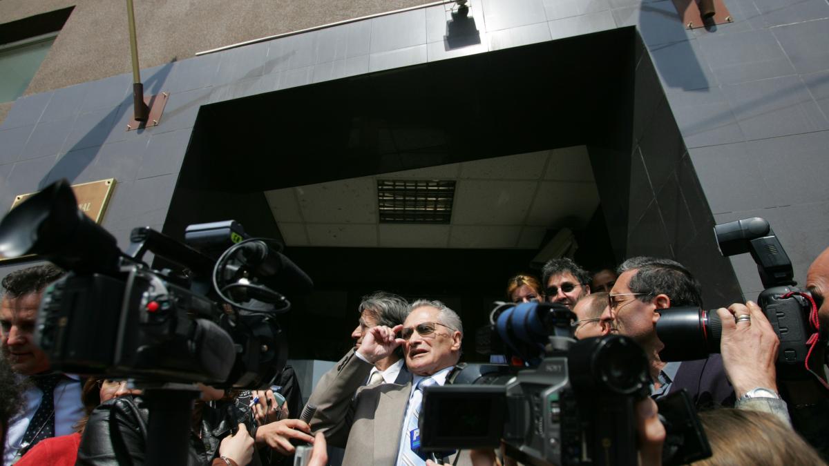 Şi procuror, şi judecător 