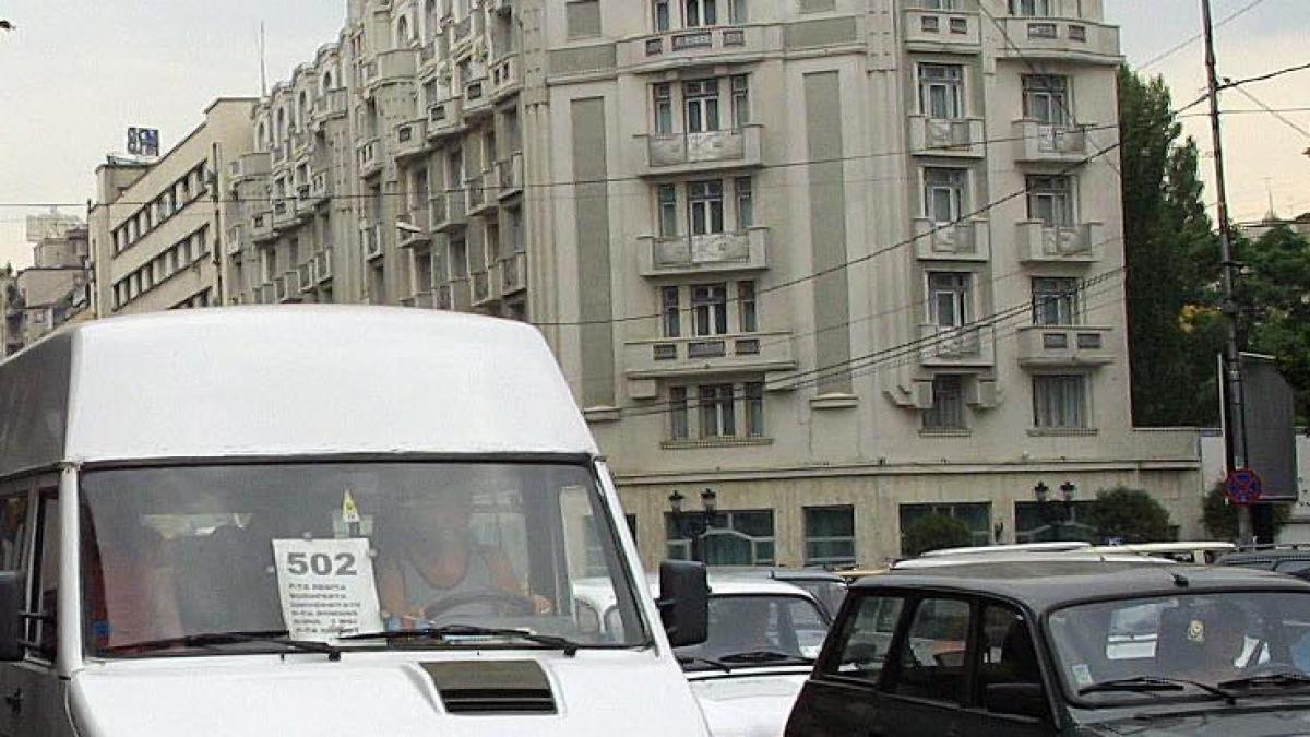 Hotelul Lido - Fraţii Păunescu ar putea fi evacuaţi