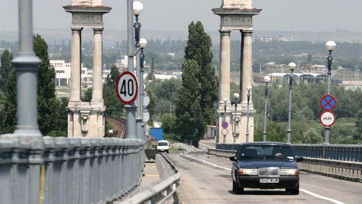 S-a schimbat modificarea: Taxă mărită pe podul Giurgiu-Ruse