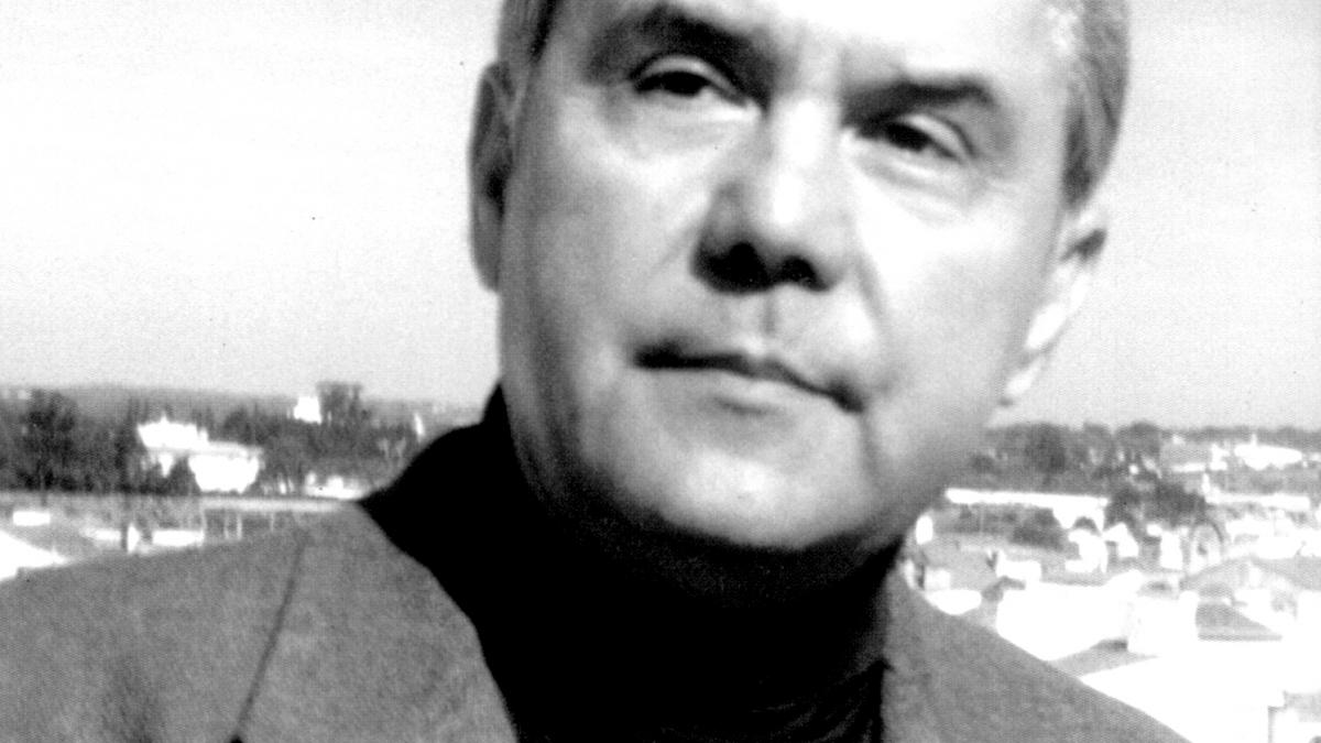 Să ne cunoaştem scriitorii: Mihai Zamfir