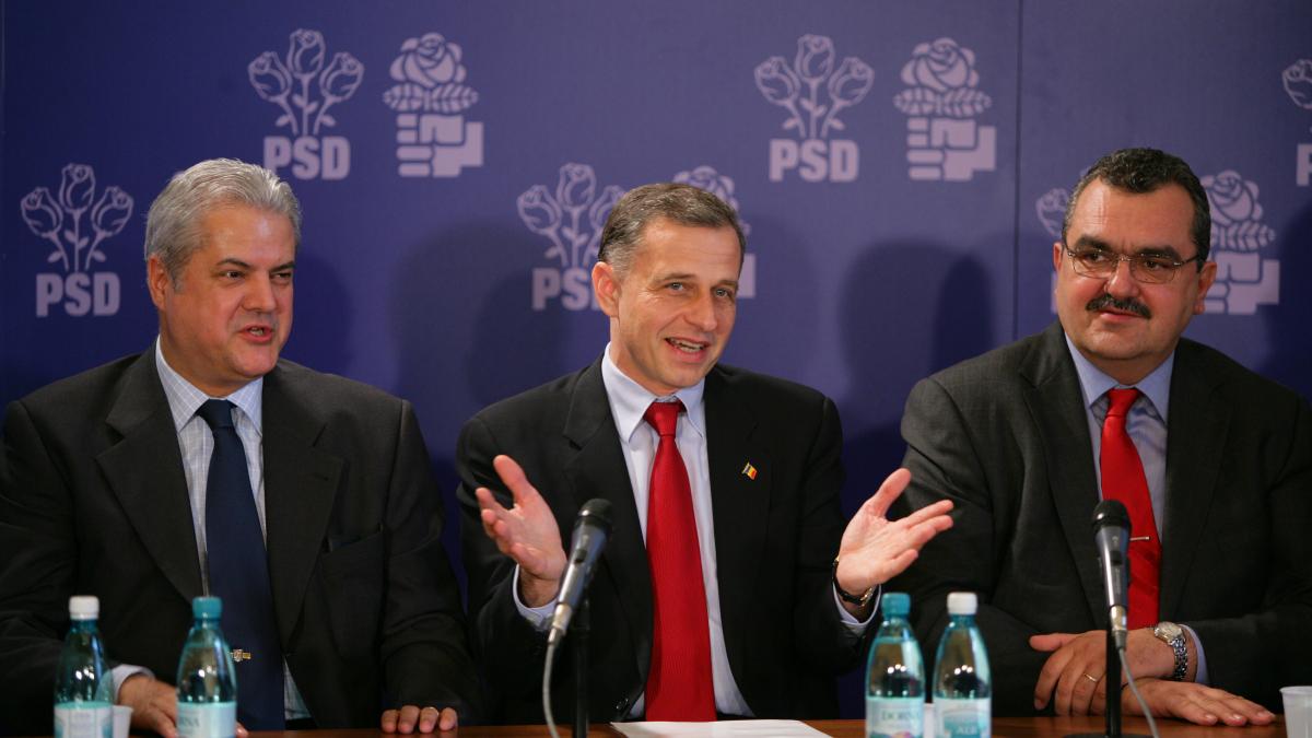 Năstase joacă pe cartea revenirii
