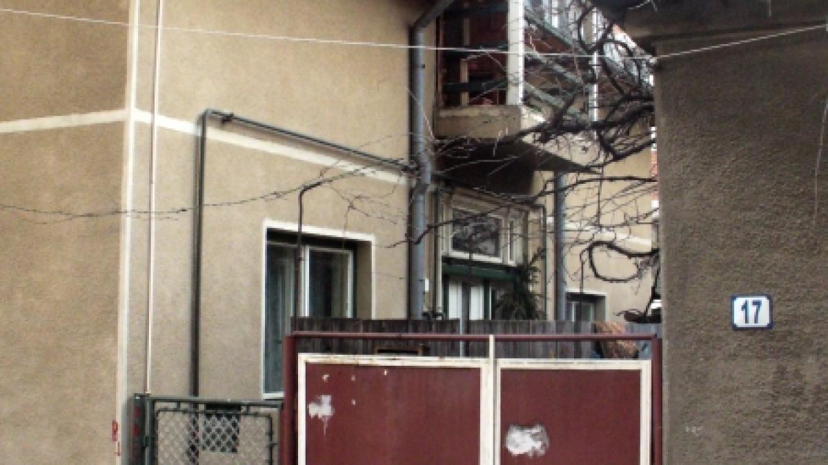 Justiţie în balansoar