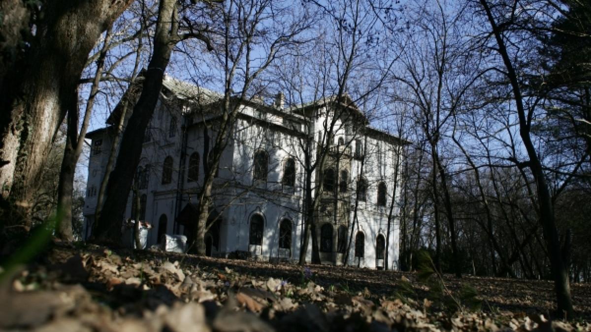 Palatul unde s-a pus ţara la cale