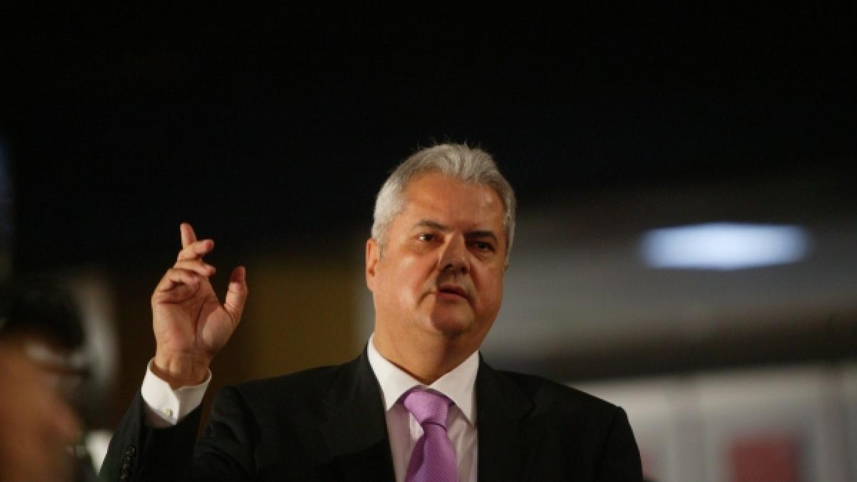 Năstase acuză - "Scula politică a lui Băsescu"
