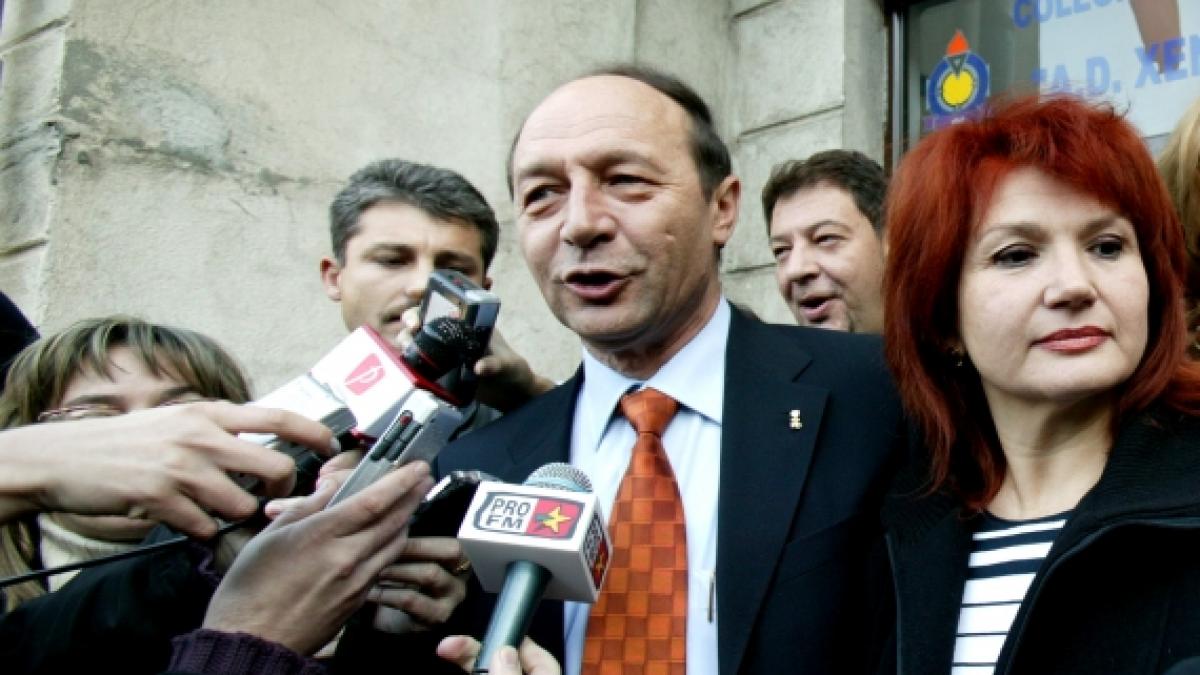 Băsescu şi-a şters datoriile la bănci