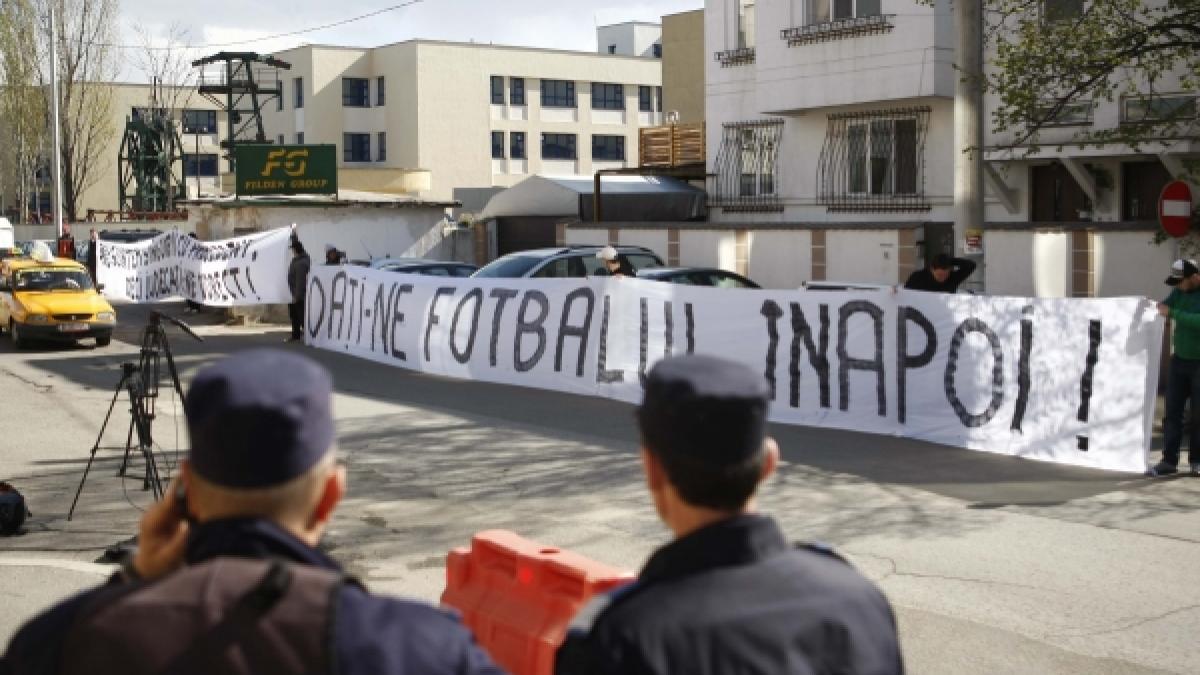 COMISIA DE DISCIPLINĂ  - Verdictul se dă mâine