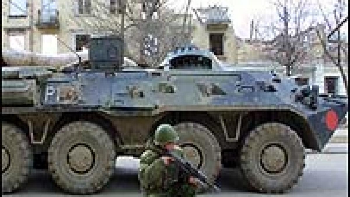 Rusia măreşte efectivele militare în Abhazia