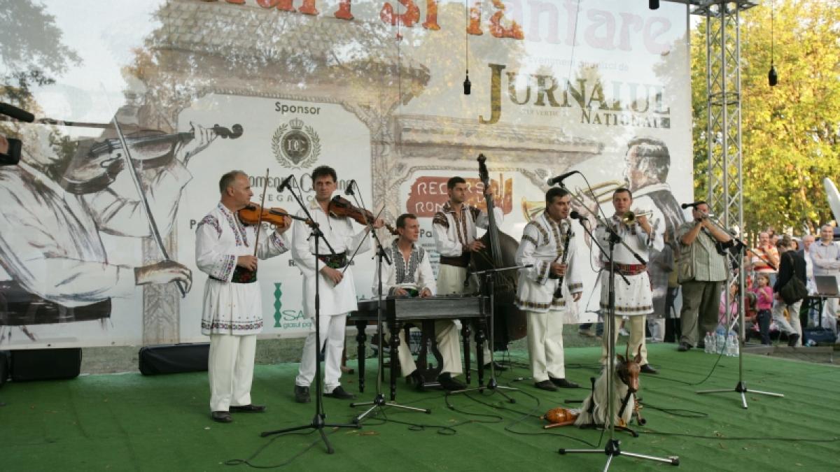 Festivalul “Tarafuri şi fanfare” vă aşteaptă!
