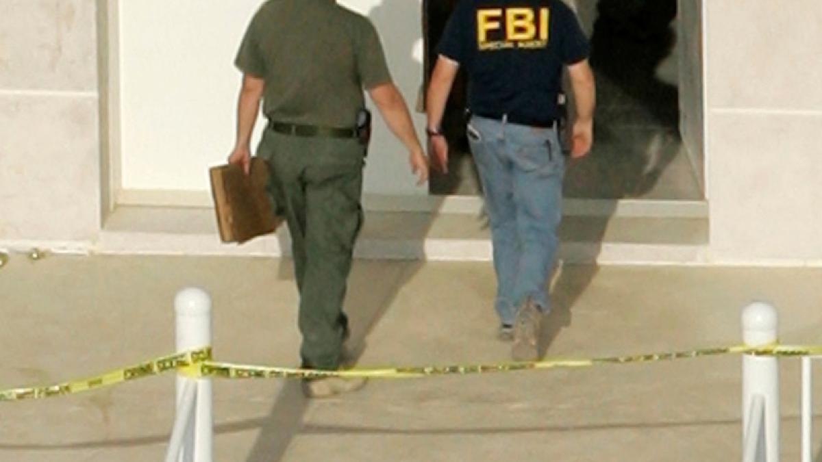 Escrocii noştri, arestaţi de FBI