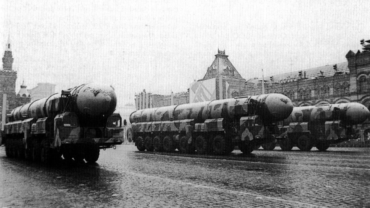 Rusia îşi consolidează arsenalul nuclear