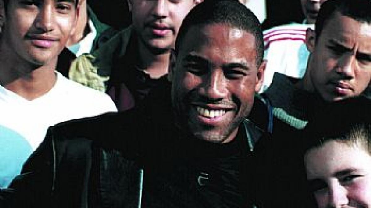 ANGLIA / John Barnes: Nu poţi fi antrenor în Premier League dacă nu eşti alb!