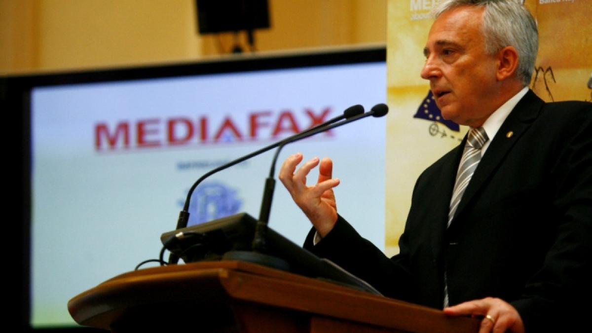 Isărescu: Nu mai vînturaţi cifre