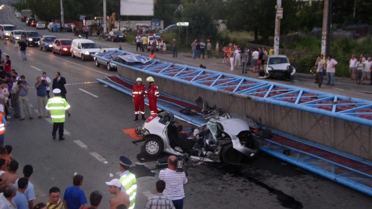 Pasarela morţii, pe DN1