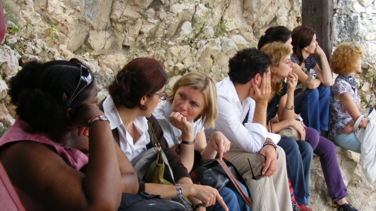 Gramatica pe piine in  spirit romanesc