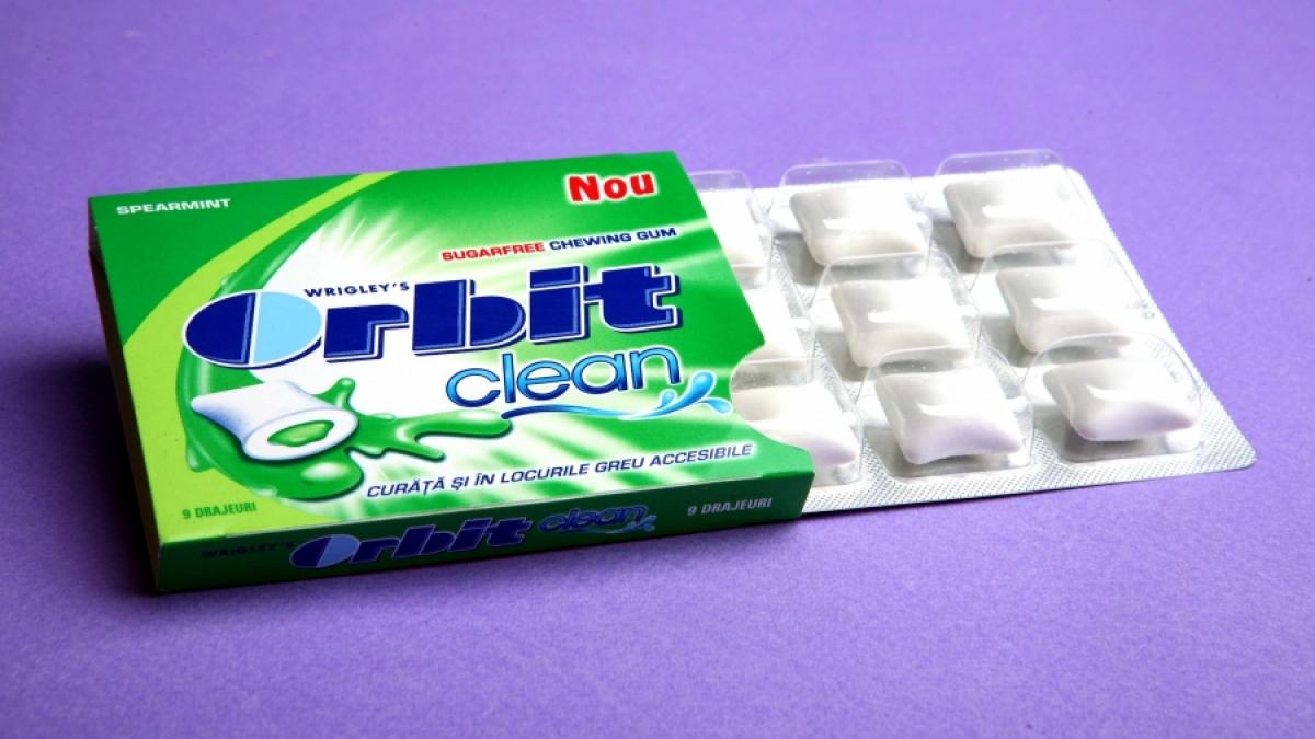 Orbit - Gumă cu 14 aditivi 