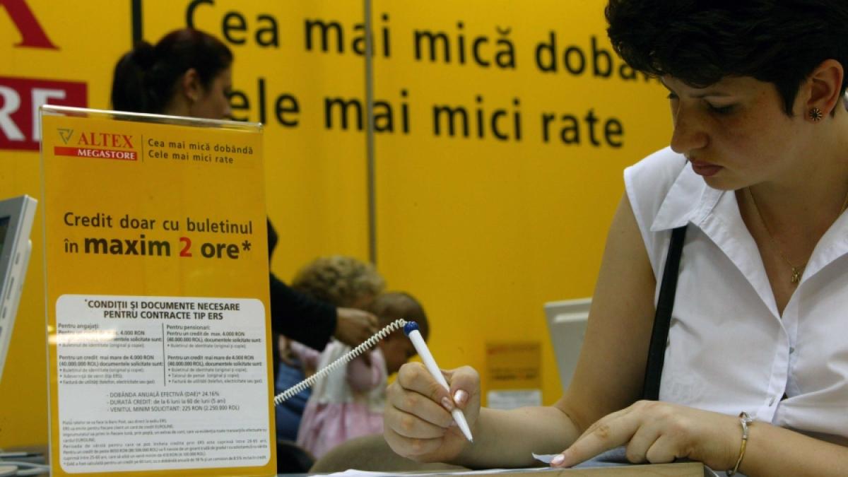  Credite cu capcane - Băncile au condiţii abuzive pentru clienţi