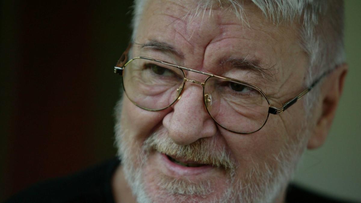  In memoriam – Salve pentru general