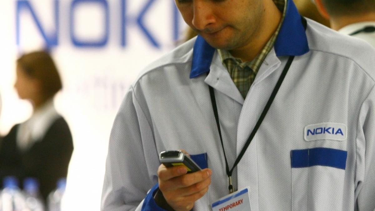 FABRICA NOKIA - Ţinta: PC-ul de buzunar