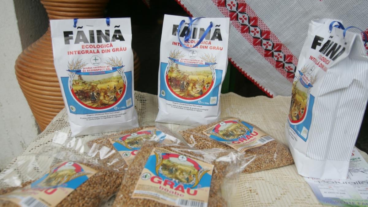 Separaţi eco de tradiţional