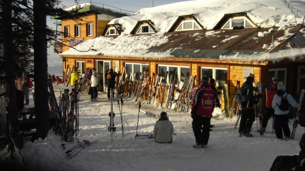Poiana Braşov:Cabana Postăvaru, 125 de ani de viaţă