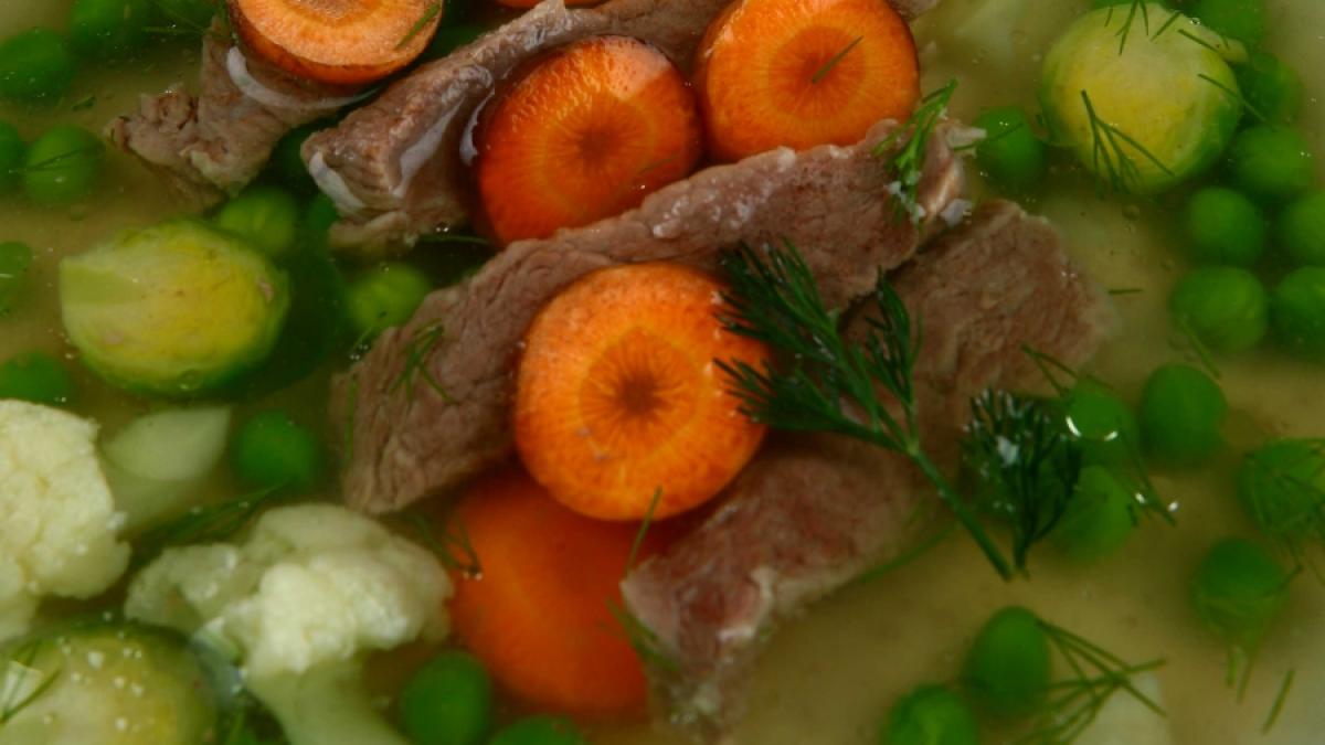 DELICATESE - Moduri de a prepara coada de vită