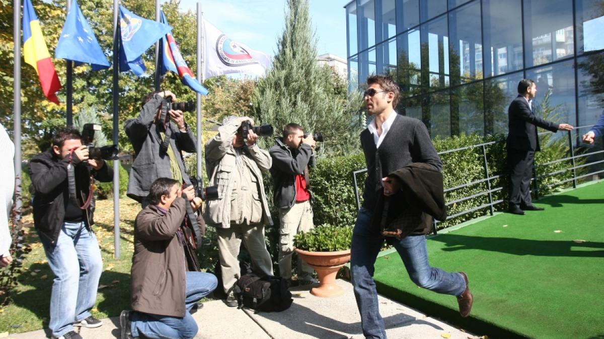 ROMĂNIA – FRANŢA • &Icirc;n linie dreaptă pentru "cocoşi"