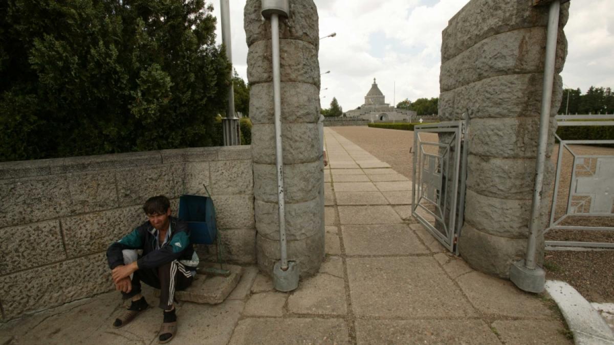 COLŢIŞORUL LUI MASTER - Cocalarul şi Mausoleul