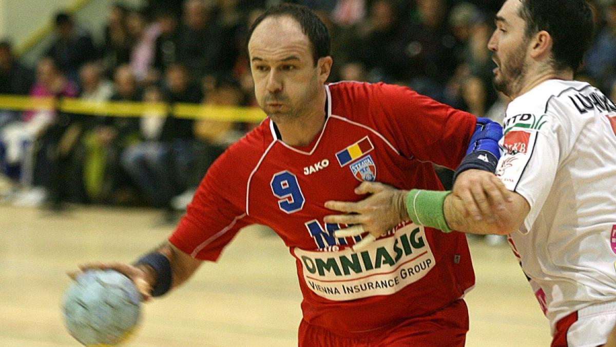 Handbal  Masculin:Au spart gheaţa