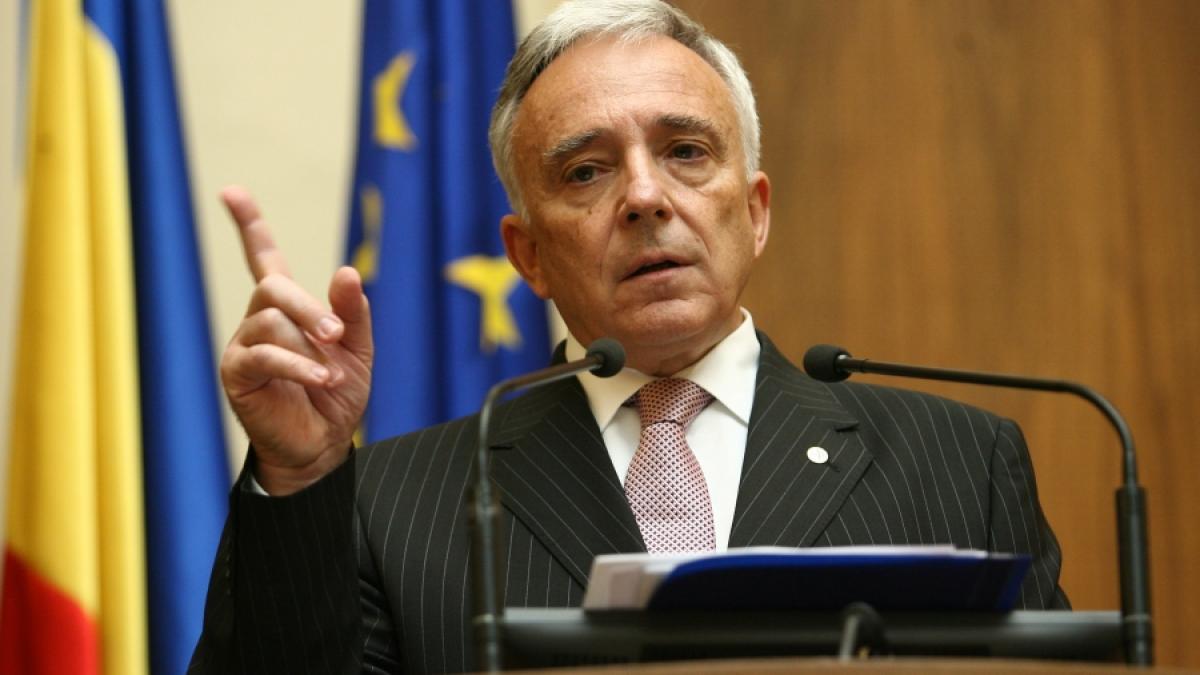 BNR JOACĂ DUR - Isărescu: Atacul asupra leului a eşuat