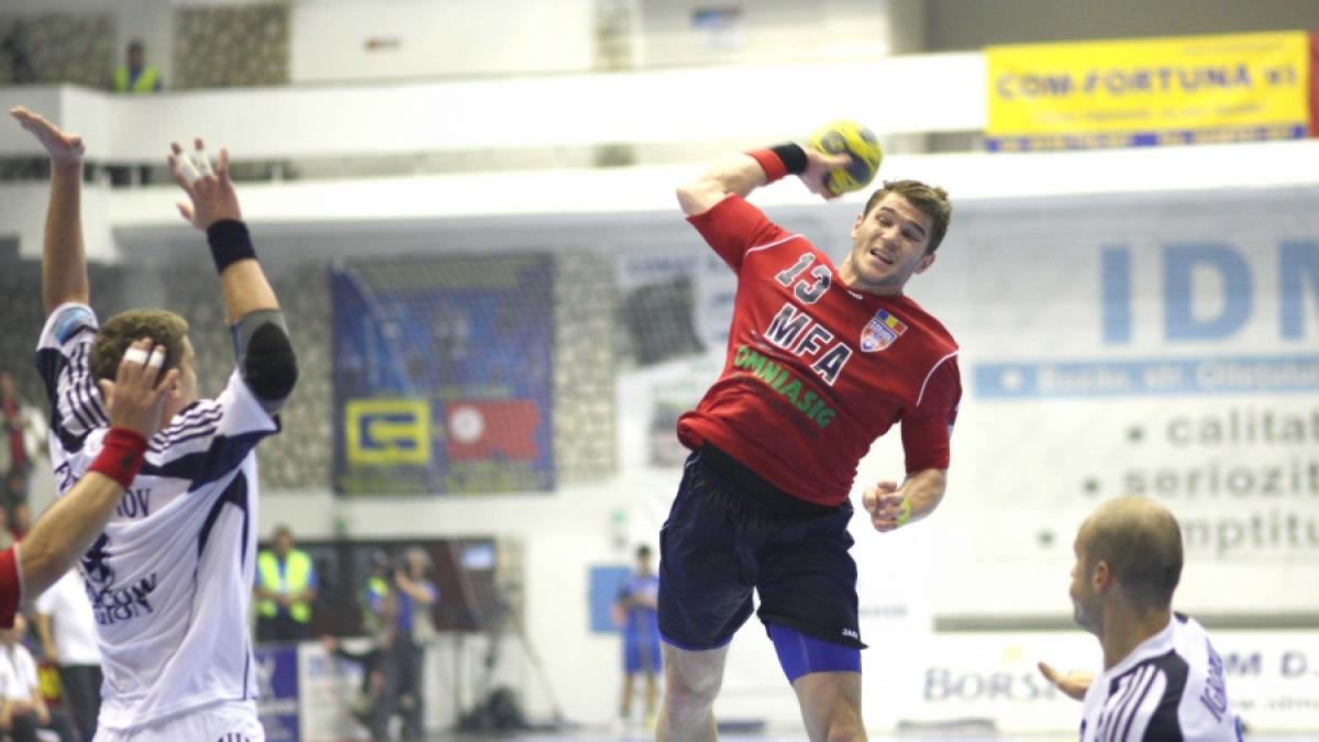HANDBAL – LIGA CAMPIONILOR • Steaua a răpus ursul rusesc