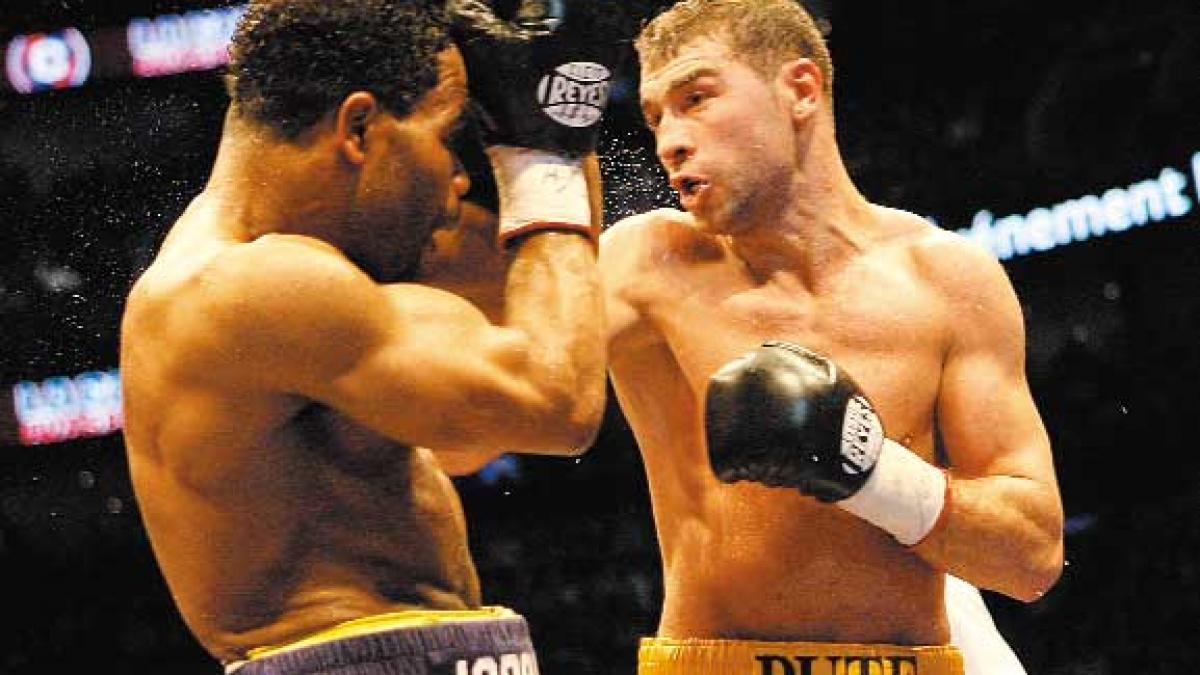 BOX - Lucian Bute îşi pune titlul în joc
