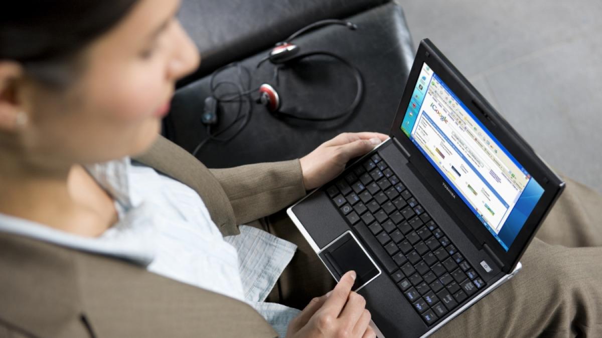 TENDINŢE - Netbook: mic, dar puternic