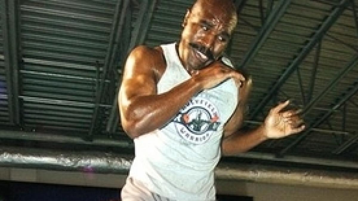 Evander Holyfield: &Icirc;n box mărimea nu contează