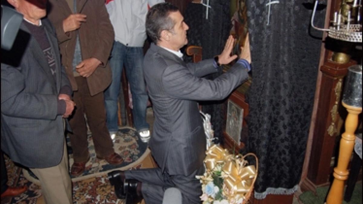  Diavol de Pipera / Gigi Becali a încercat să dărâme o mănăstire cu buldozerul!