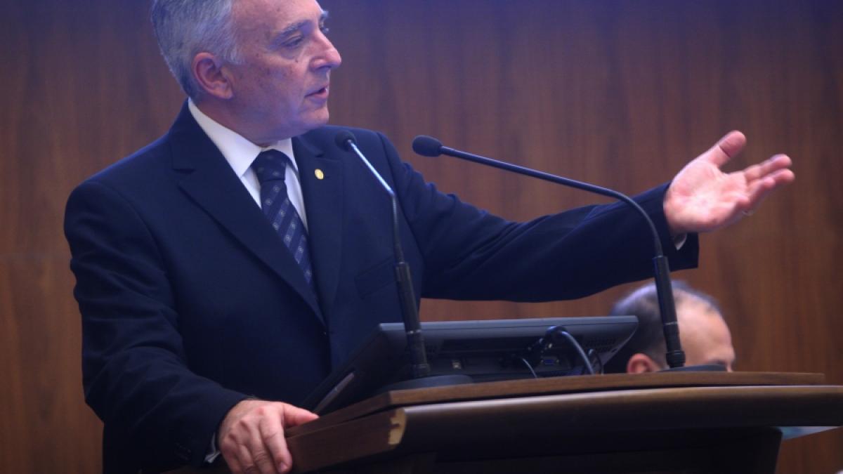 MUGUR ISĂRESCU:Nervozitatea, una din problemele care ne va lovi în 2009