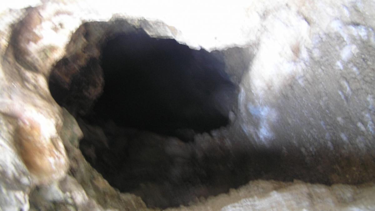 Vâlcea / Căutarea comorii haiducilor s-a sfârşit sub stânca muntelui 