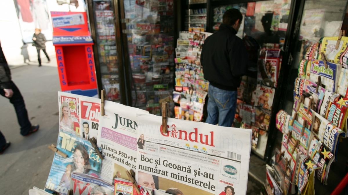 CONCEDIERI MASIVE/Miros de faliment în presa mondială