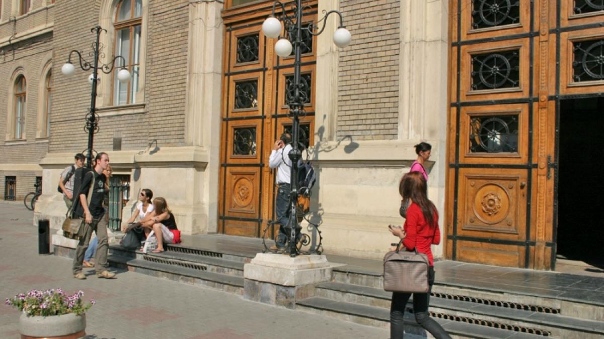 CLUJ/Mai puţini studenţi în 2009