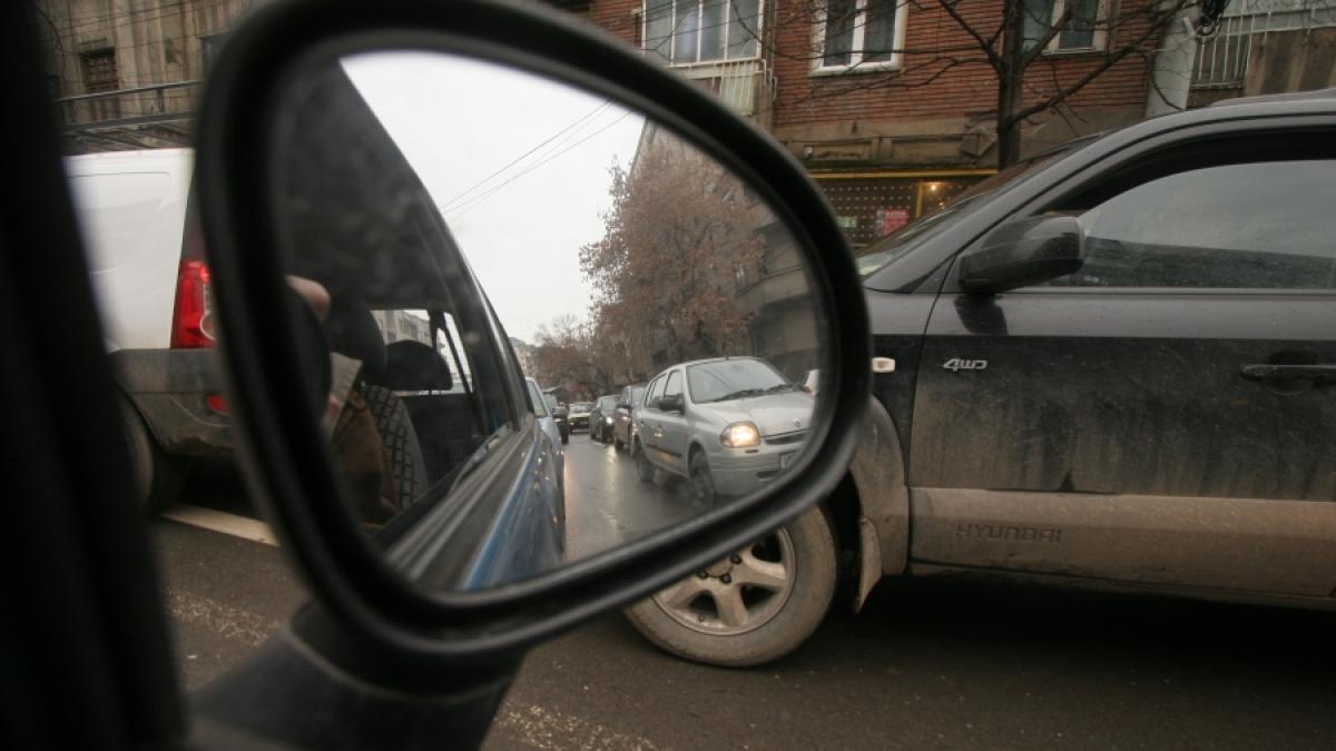 TRAFIC &Icirc;N BUCUREŞTI/Misiune imposibilă