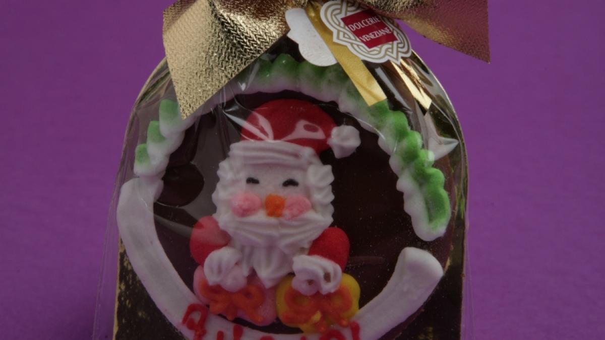 CE BEM, CE M&Acirc;NCĂM/Opt coloranţi chimici în bradul de Crăciun