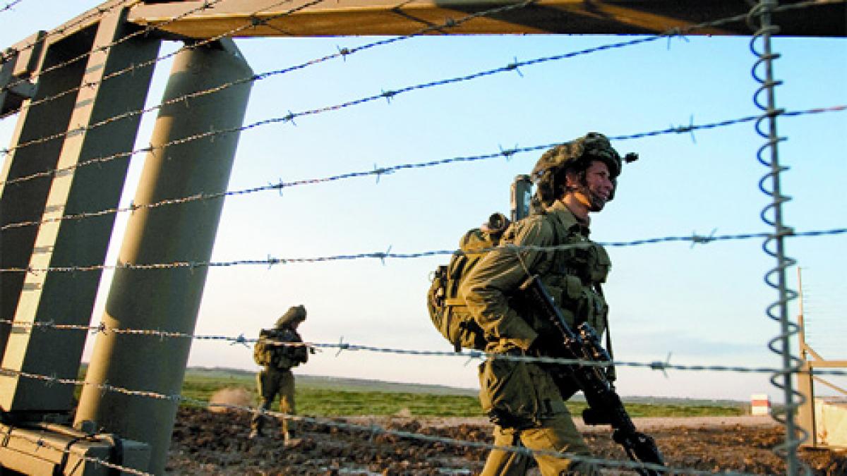 OFENSIVĂ TERESTRĂ ISRAELIANĂ / Plumb turnat peste Hamas