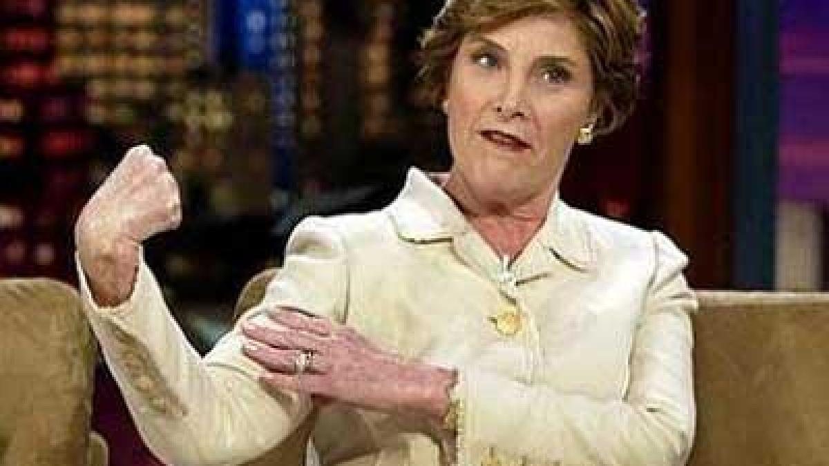 Laura Bush pregăteşte memoriile de la Casa Albă