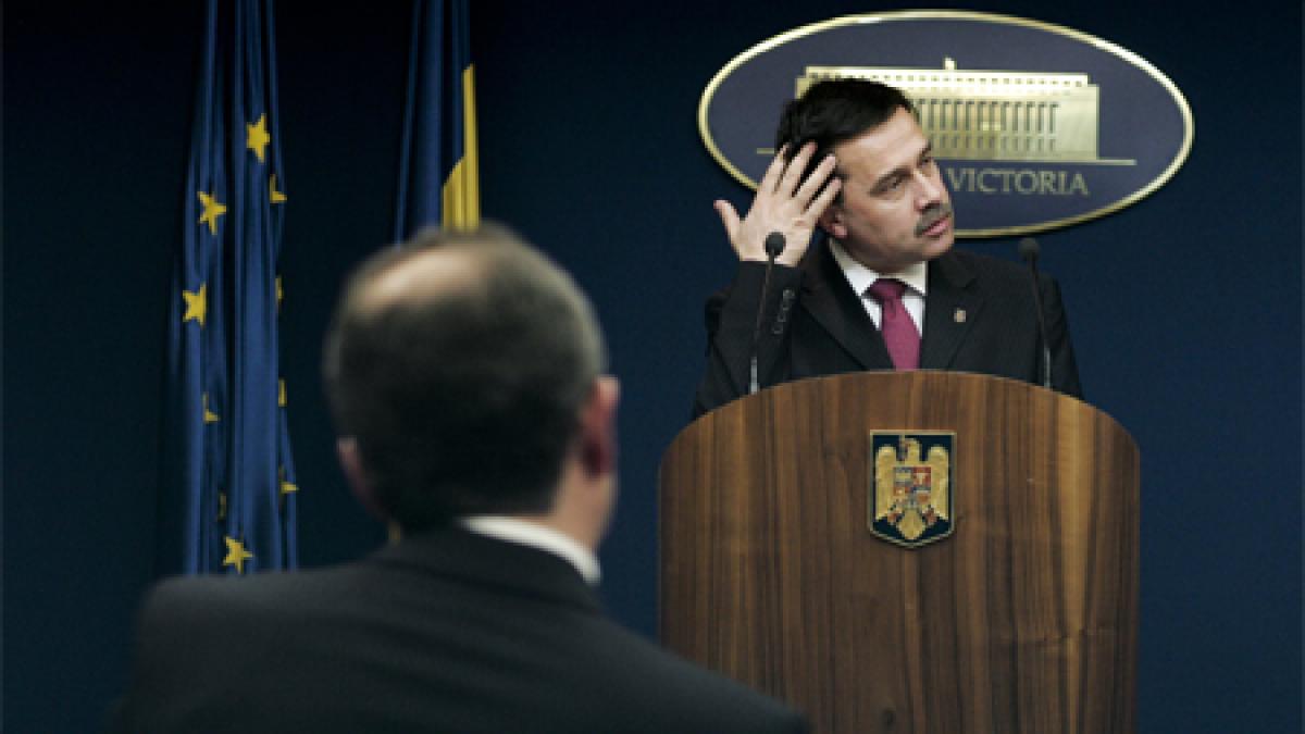 BUGETUL SĂRĂCIEI / Veniturile bugetarilor, tăiate la jumătate